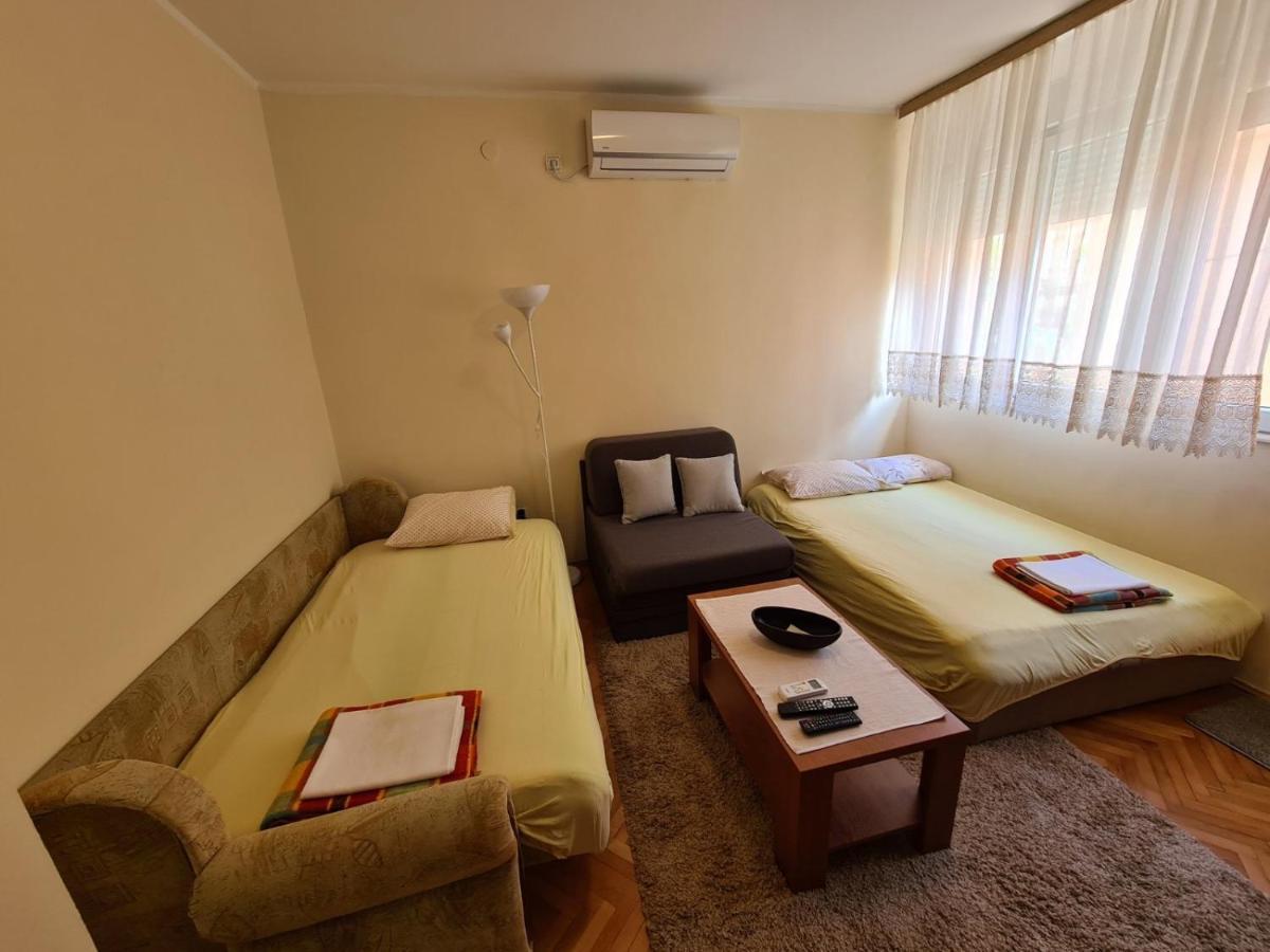 City Centar Apartment Tivat Exterior photo